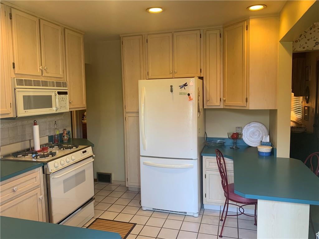 143 Old Walnut Hill Road Uniontown, PA 15401 - Photo 8 of 24 Gallery Image 8