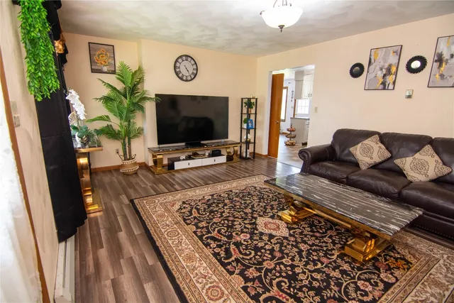 $2,350 | 409 Milan Avenue, Endicott, NY 13760