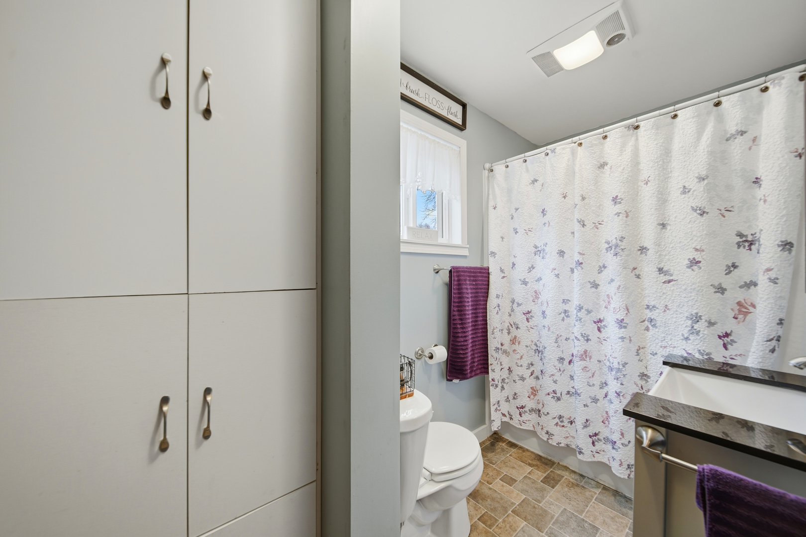 705 Institute Boulevard Dixon, IL 61021 - Photo 29 of 33