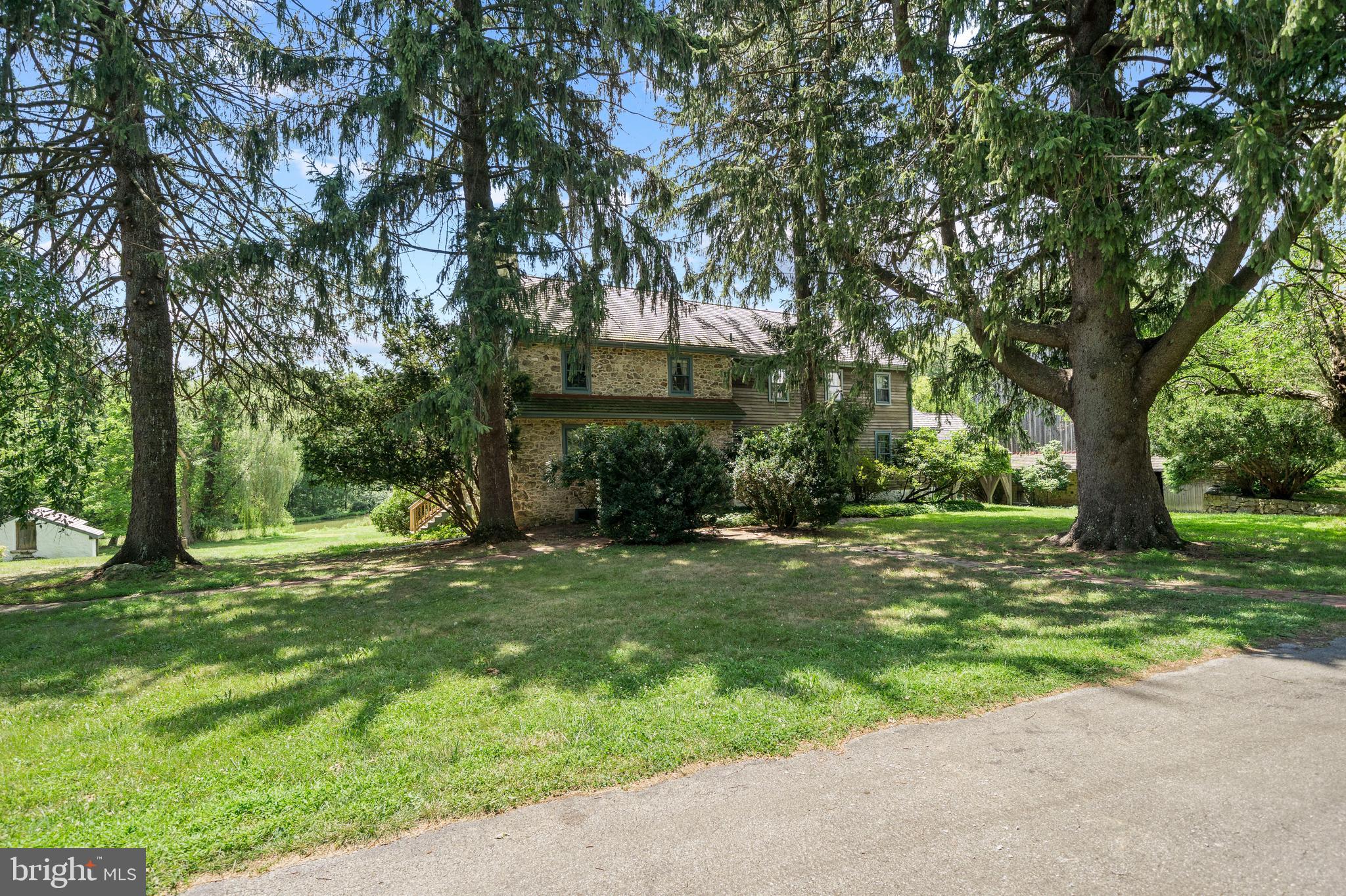 360 Indian Run Road Glenmoore, PA 19343 - Photo 3 of 52