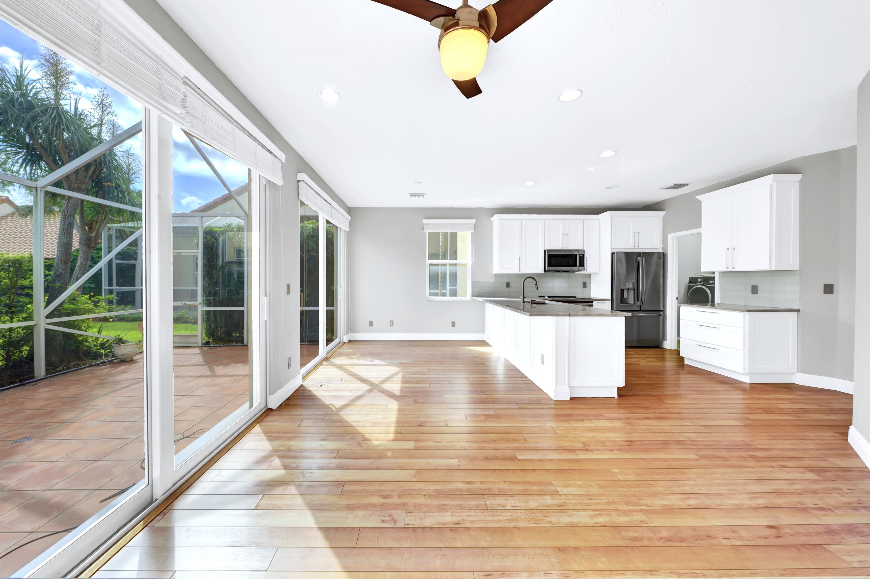 23399 Water Circle Boca Raton, FL 33486 - Photo 12 of 46 Dining+Family area (1)