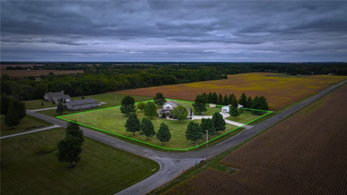 1121 Cr 1000e Road Sullivan, IL 61951 - Photo 2 of 48 Gallery Image 2