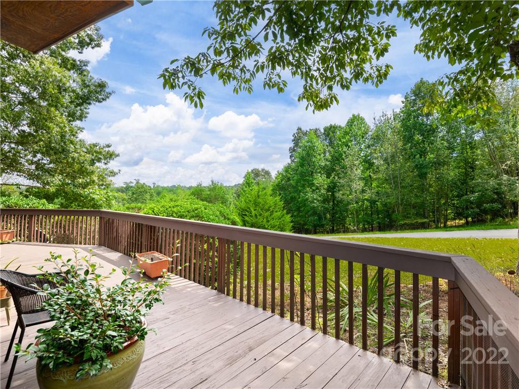 1667 Pkwy N Road Mill Spring, NC 28756 - Photo 9 of 31