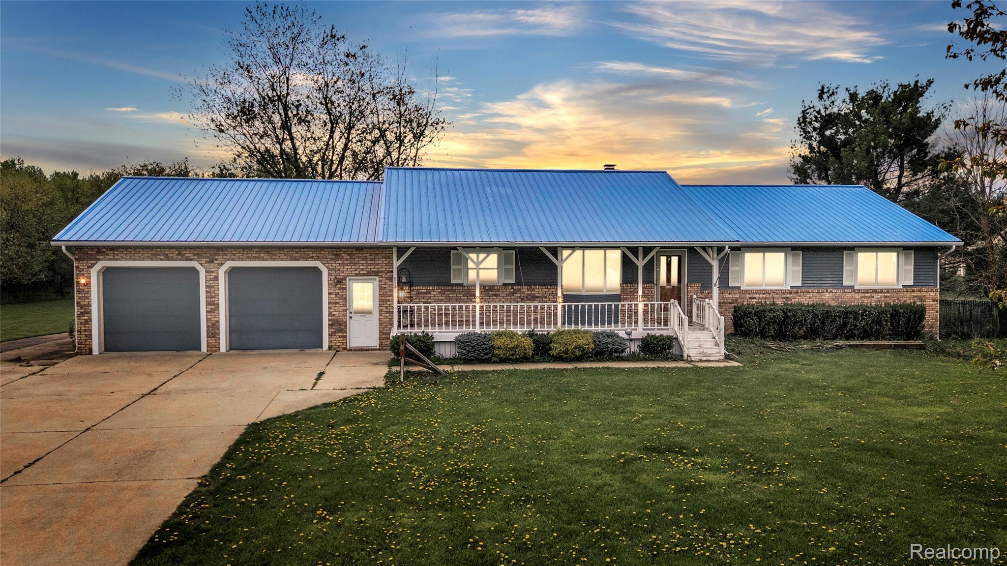 1081 South Gale Road Davison, MI 48423 - Photo 1 of 43