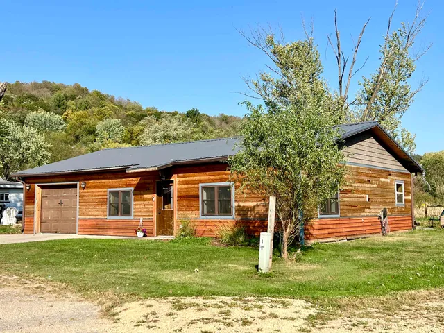 $159,900 | 616 South 6th Street, Readstown, WI 54652