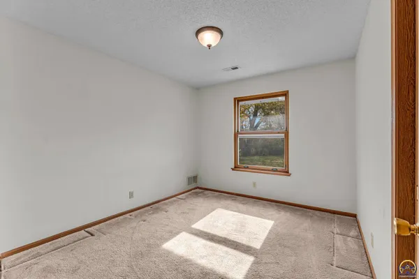 $549,000 | 5055 West 117th Street, Carbondale, KS 66414