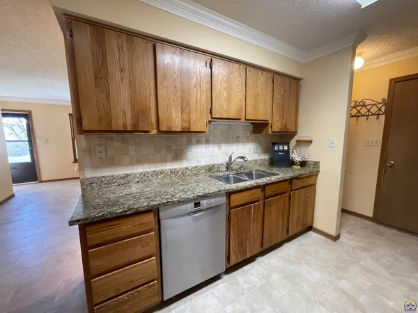 $549,000 | 5055 West 117th Street, Carbondale, KS 66414