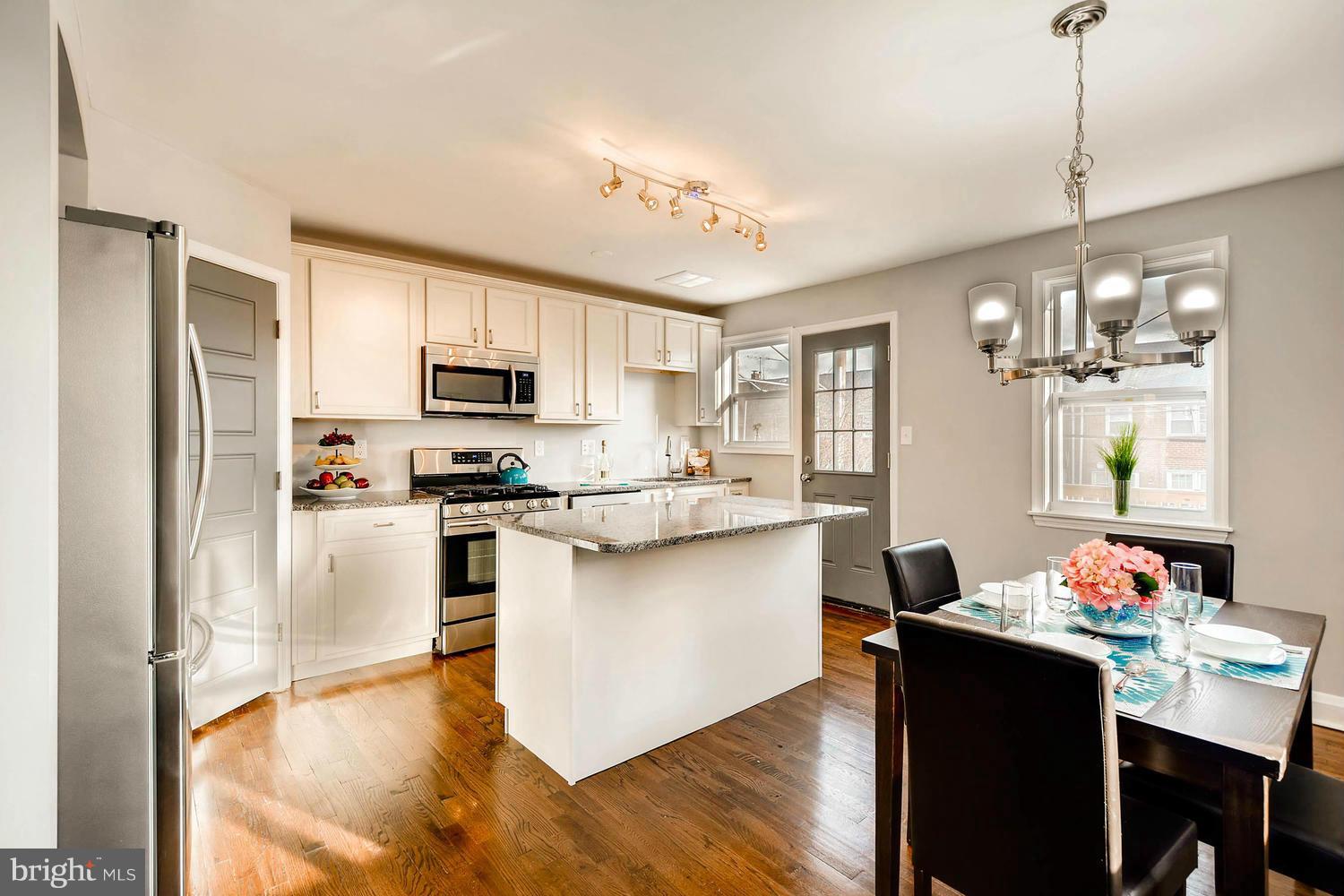 1747 Yakona Road Baltimore, MD 21234 - Photo 13 of 30 Kitchen