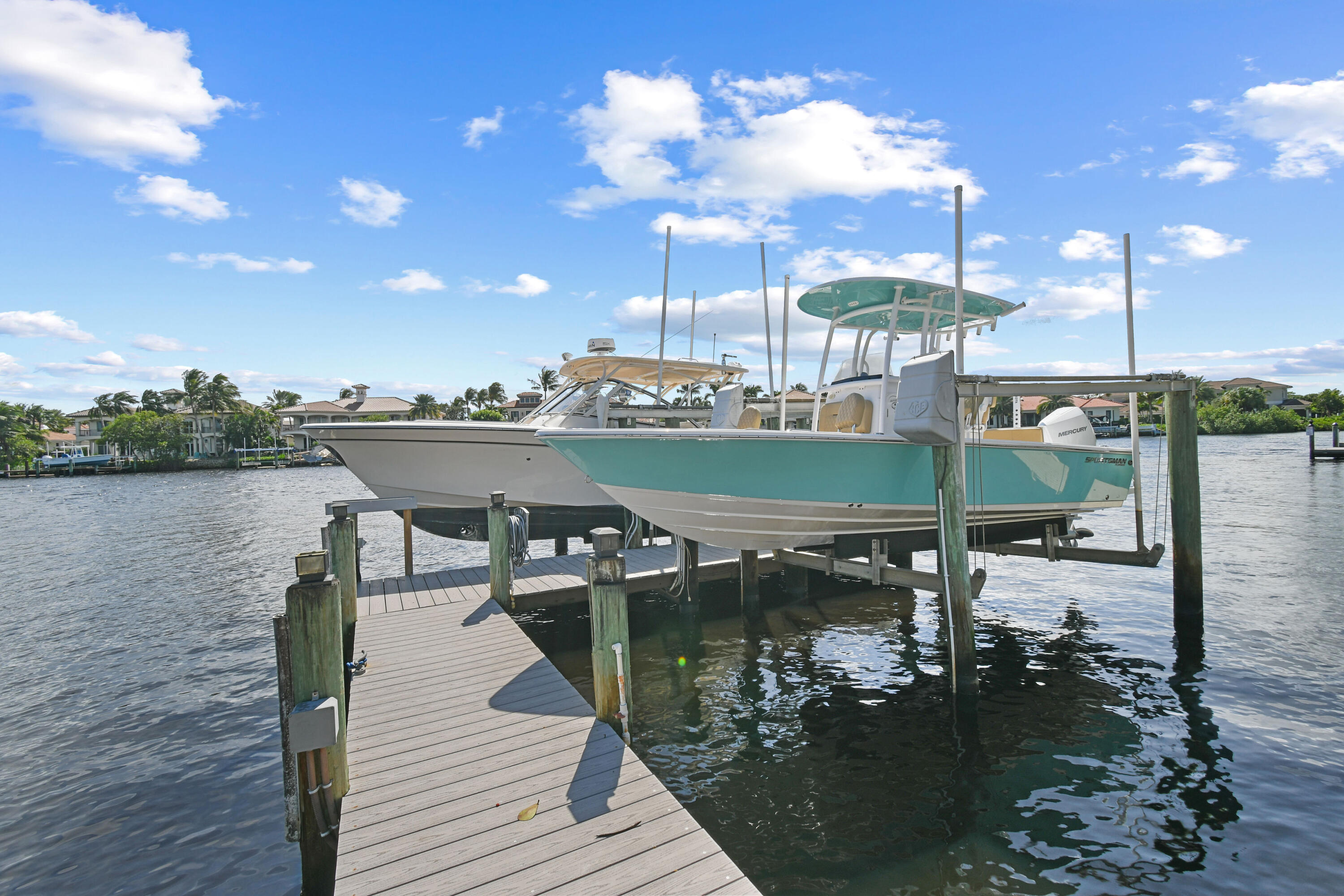 9195 Southeast Cove Point Street Jupiter, FL 33469 - Photo 24 of 28 a view of a lake from a balcony