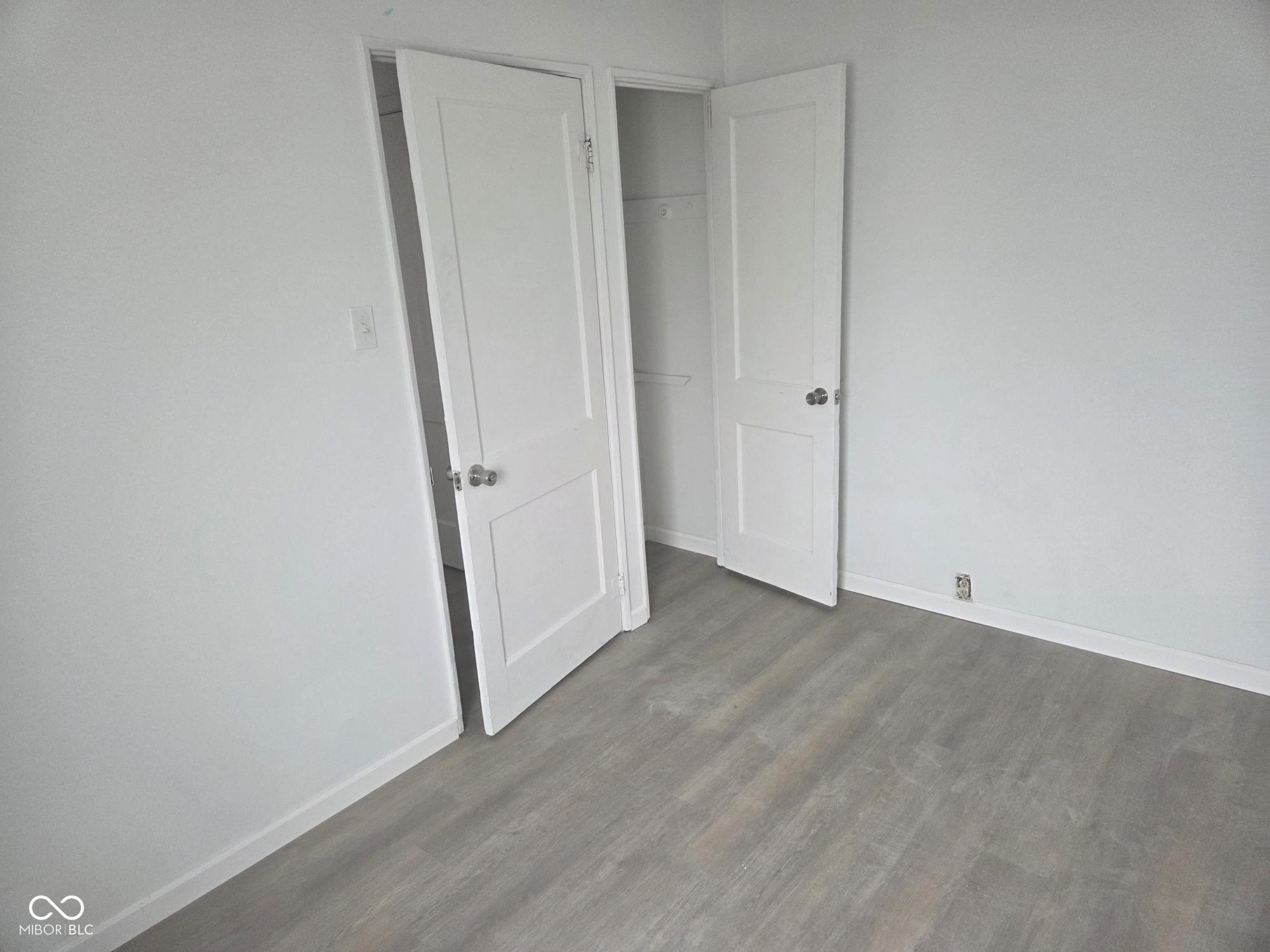 5236 Fletcher Avenue Indianapolis, IN 46219 - Photo 5 of 13