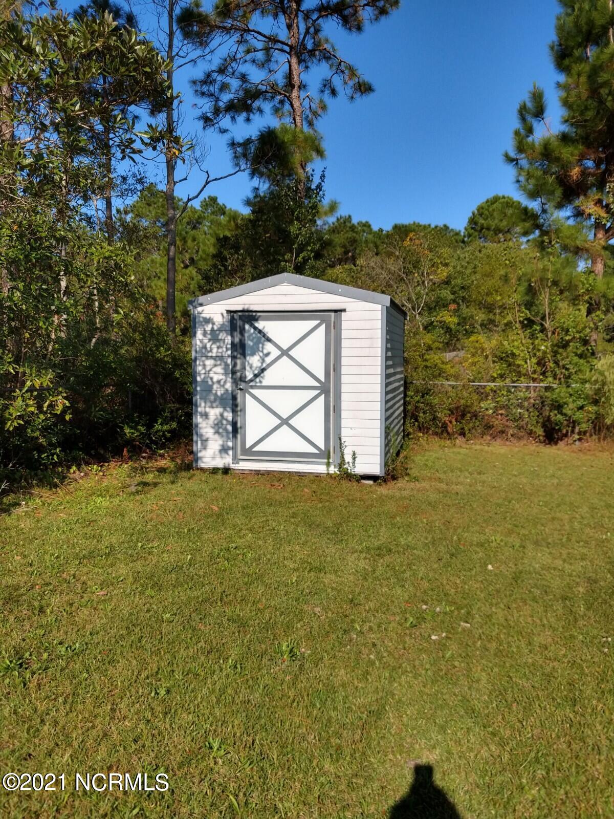 414 Oregon Trail Hubert, NC 28539 - Photo 18 of 22 Shed