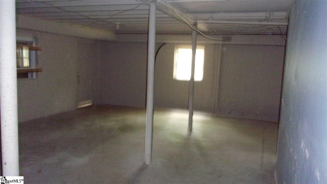 204 Edgemont Street Easley, SC 29642 - Photo 11 of 15 Gallery Image 11