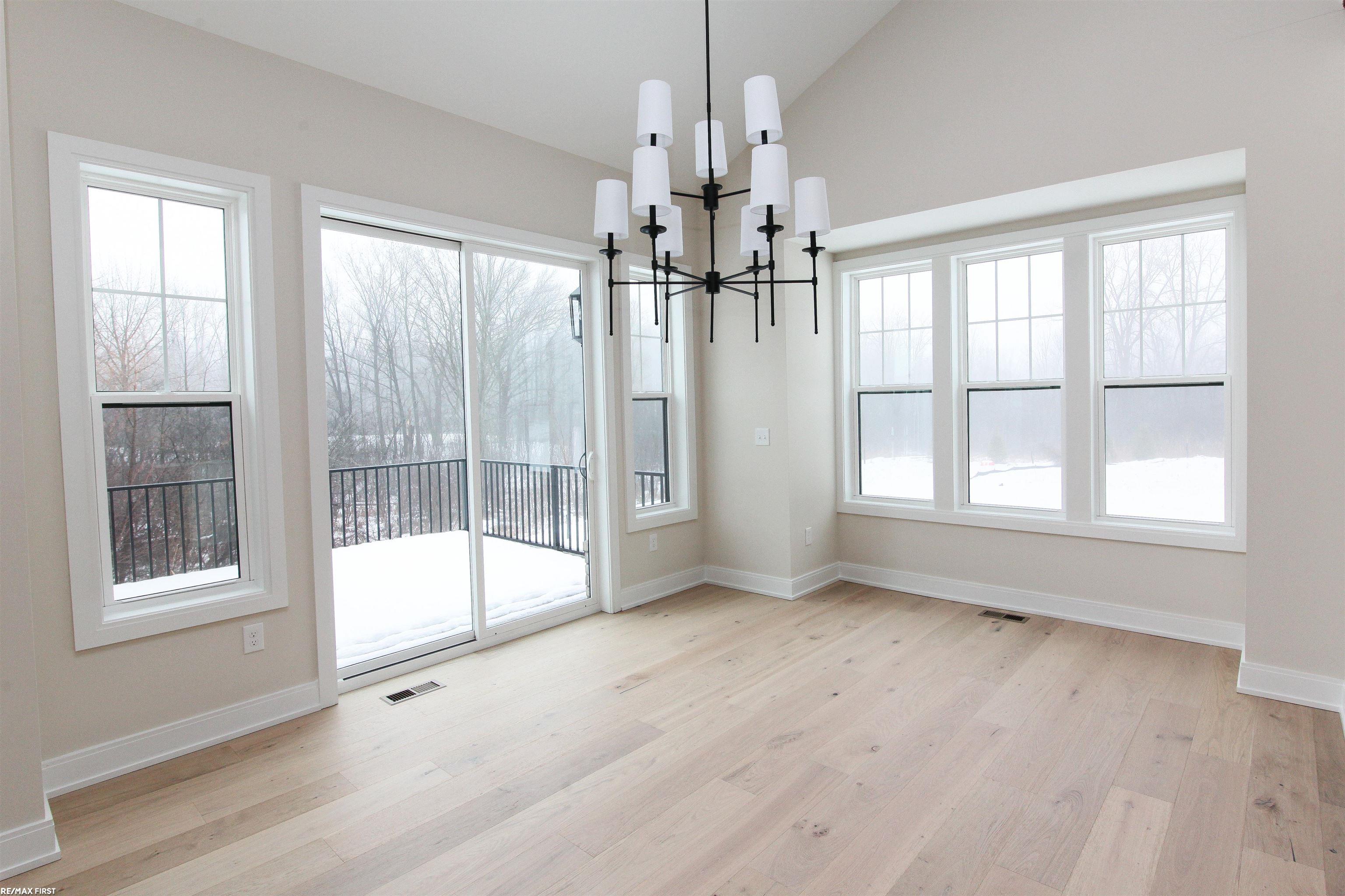 3072 Claret Lane Rochester, MI 48309 - Photo 23 of 45 50132709-b8cb0997-f6a1-4484-a2ea-5ad15de805e7.JPG
