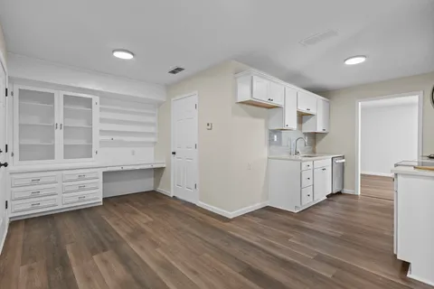 a view of empty room