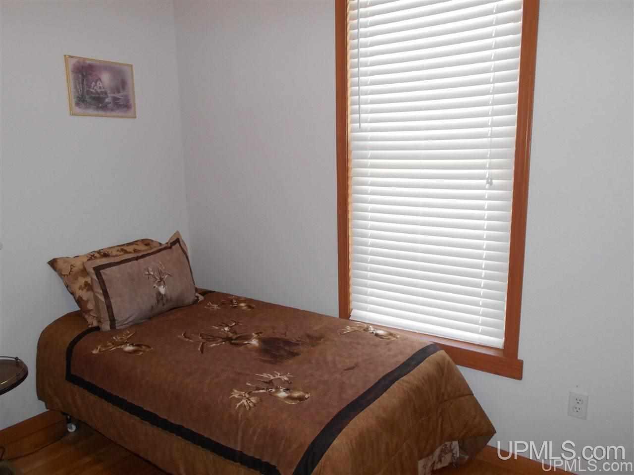 3957 W Bowman Road Gulliver, MI 49840 - Photo 17 of 32