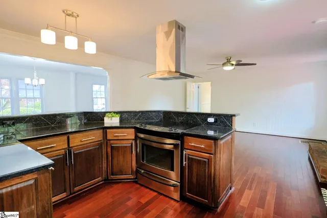 $469,900 | 304 Del Norte Road, Greenville, SC 29615