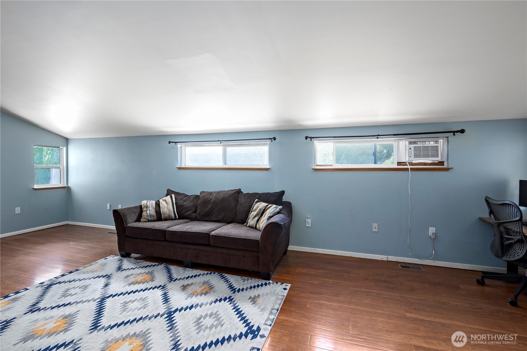 16909 Donnelly Road Mount Vernon, WA 98273 - Photo 17 of 34 Gallery Image 17