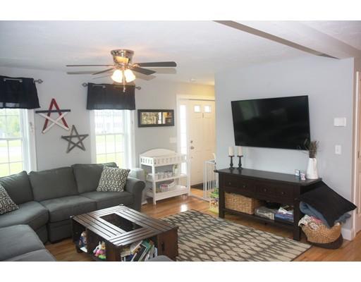 25 Michael Drive Rutland, MA 01543 - Photo 8 of 37