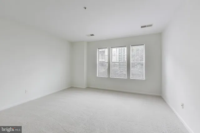 $389,500 | 13801 Belle Chasse Boulevard, Unit 212, Laurel, MD 20707