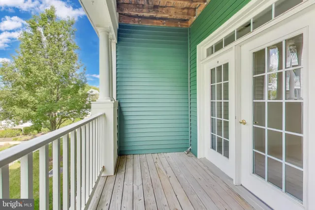 $389,500 | 13801 Belle Chasse Boulevard, Unit 212, Laurel, MD 20707