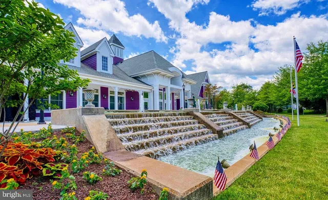 $389,500 | 13801 Belle Chasse Boulevard, Unit 212, Laurel, MD 20707