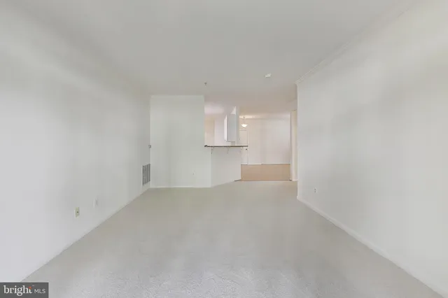 $389,500 | 13801 Belle Chasse Boulevard, Unit 212, Laurel, MD 20707