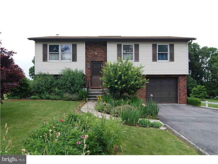 527 Calco Avenue Sinking Spring, PA 19608 - Photo 1 of 25 Exterior Front
