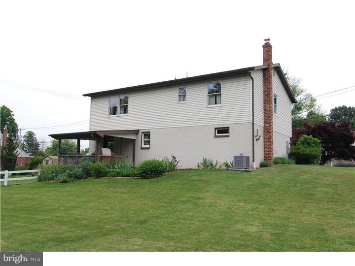527 Calco Avenue Sinking Spring, PA 19608 - Photo 21 of 25 View in Back