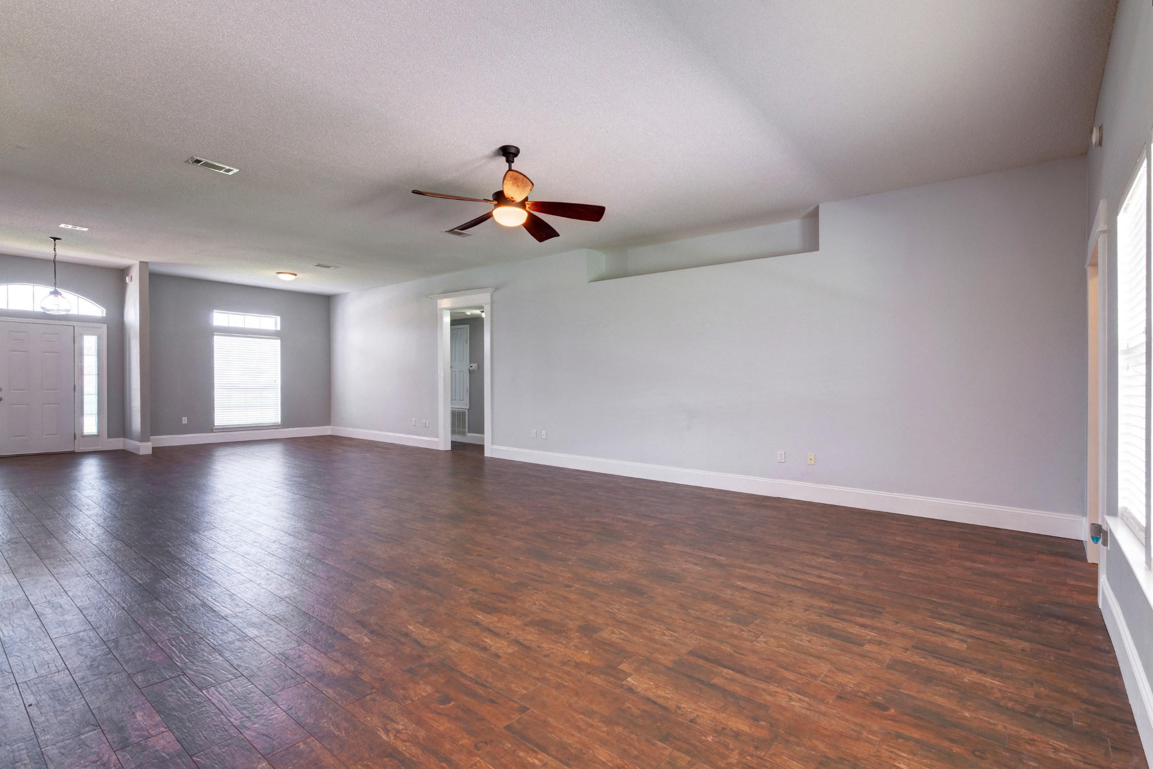 2216 Gozo Court Navarre, FL 32566 - Photo 6 of 30