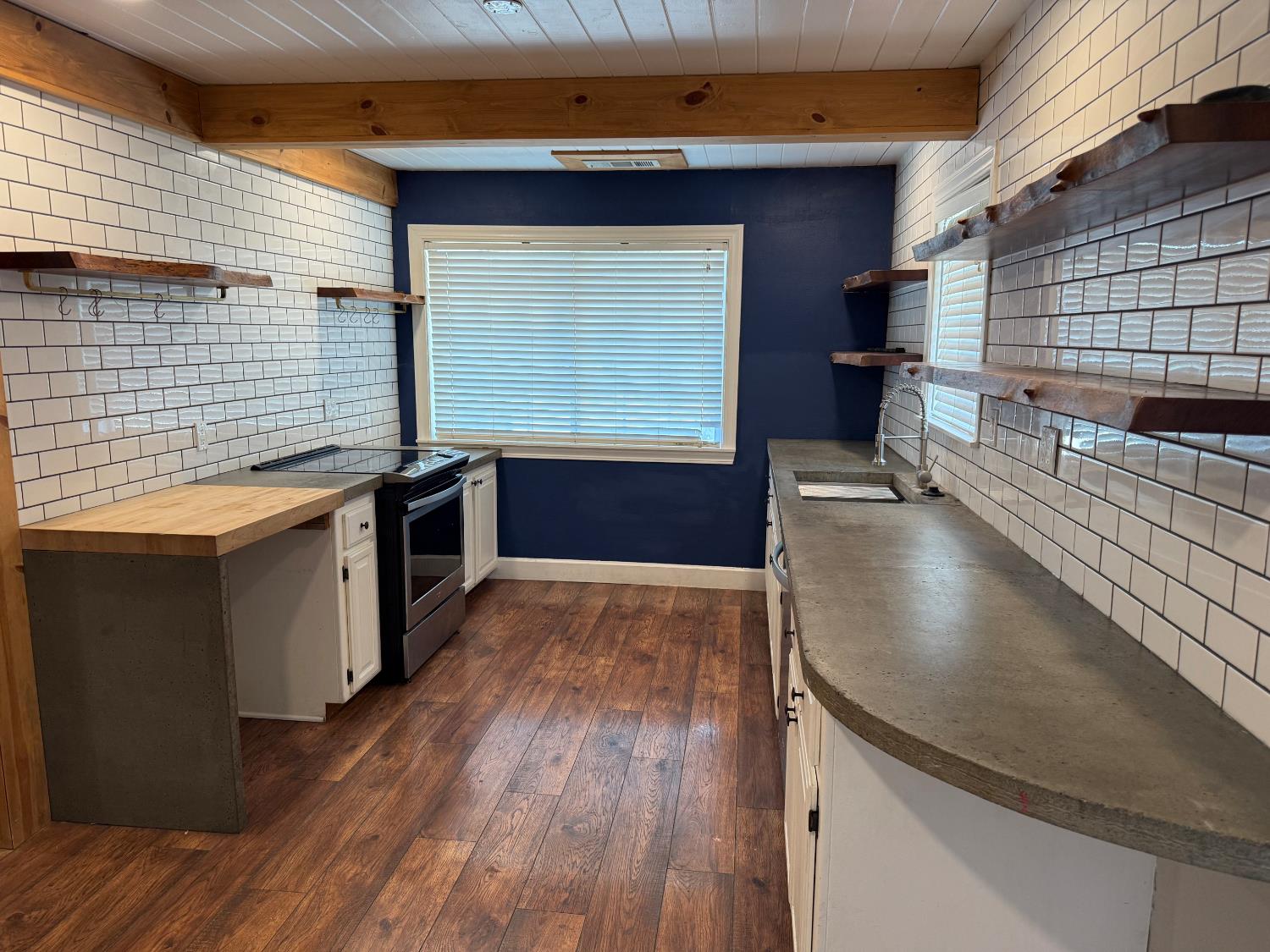 812 Taylor Street Winters, CA 95694 - Photo 7 of 25