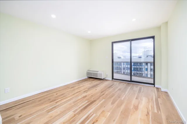 $3,500 | 360 Shore Road, Unit 10A, Long Beach, NY 11561