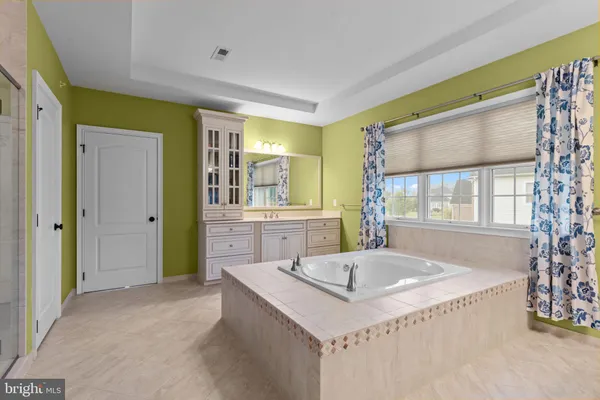 $2,250,000 | 288 Jane Chapman Drive East, Unit E, Newtown, PA 18940