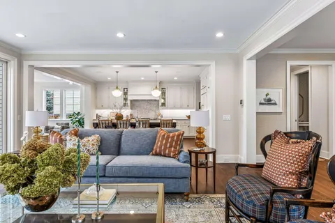 $3,395,000 | 5224 Oaklawn Avenue, Edina, MN 55424