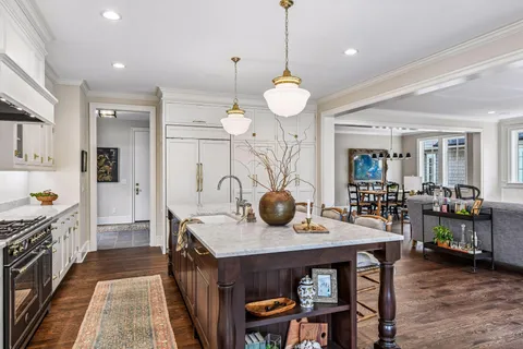 $3,395,000 | 5224 Oaklawn Avenue, Edina, MN 55424