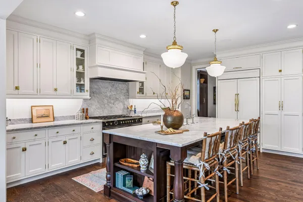 $3,395,000 | 5224 Oaklawn Avenue, Edina, MN 55424