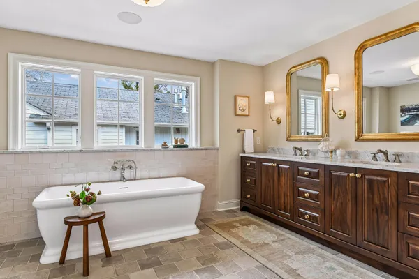 $3,395,000 | 5224 Oaklawn Avenue, Edina, MN 55424