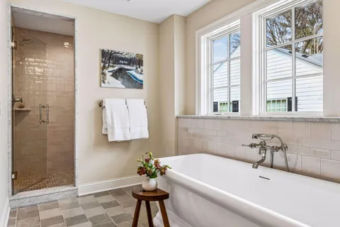 $3,395,000 | 5224 Oaklawn Avenue, Edina, MN 55424