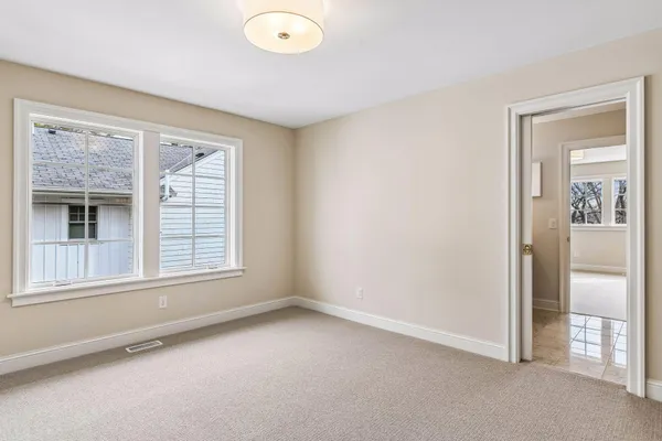 $3,395,000 | 5224 Oaklawn Avenue, Edina, MN 55424