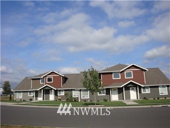 616 Riverview Road Lynden, WA 98264 - Photo 1 of 1 a front view of a house with a yard