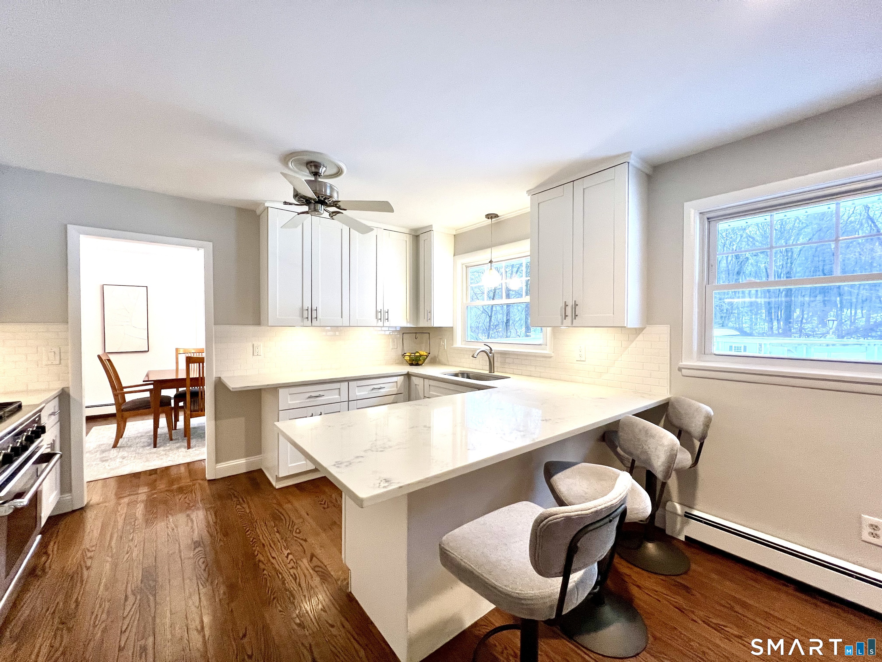 221 Catalpa Road Wilton, CT 06897 - Photo 13 of 39