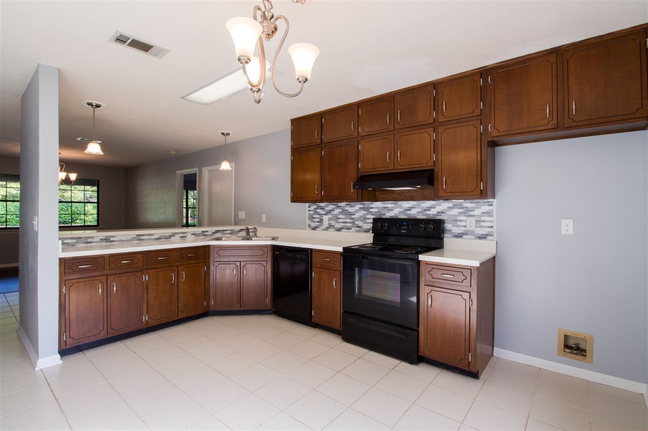 4448 Camden Road Tallahassee, FL 32303 - Photo 17 of 25 Gallery Image 17