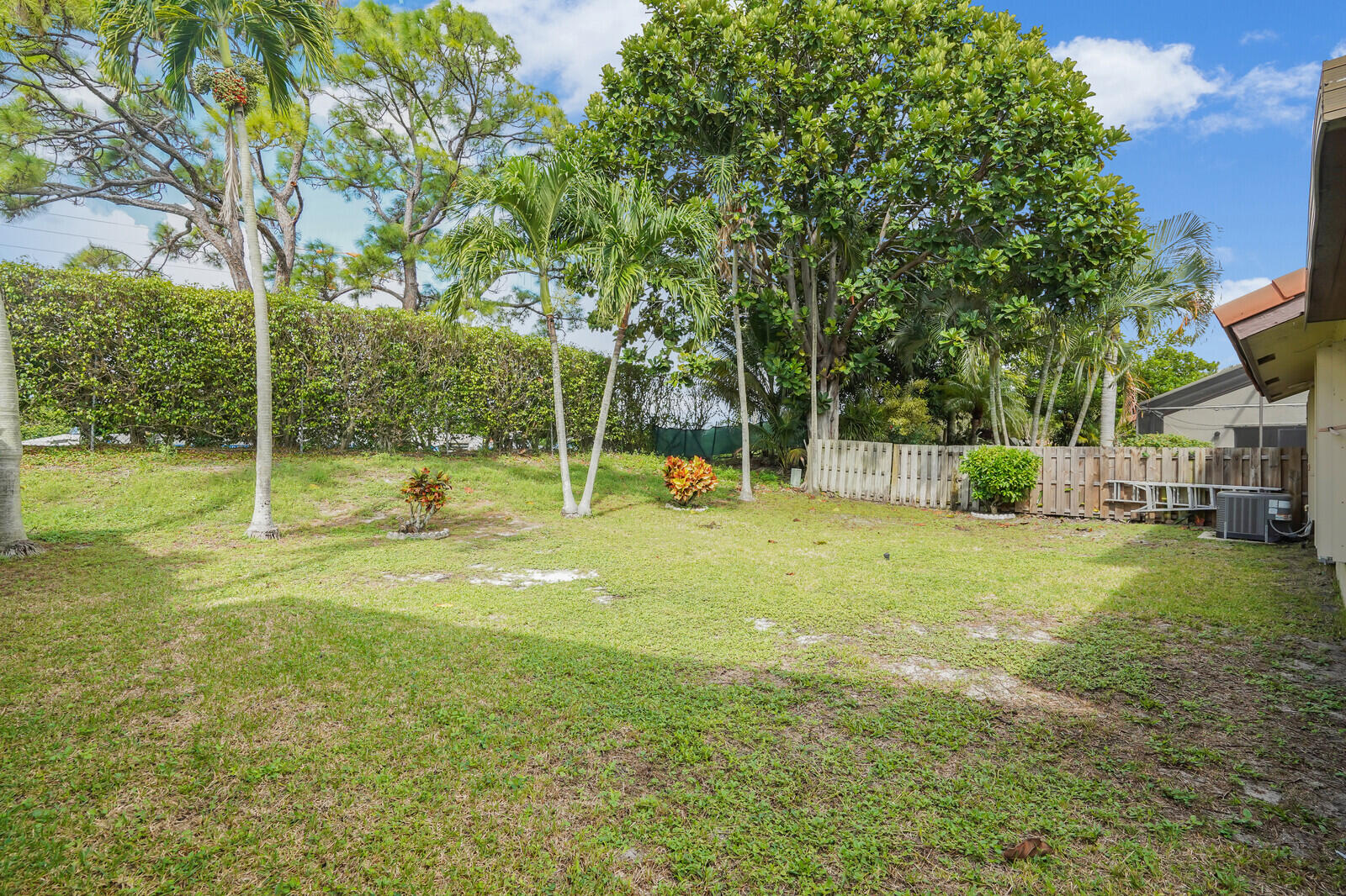 1550 Northwest 22nd Avenue Delray Beach, FL 33445 - Photo 35 of 44 a view of a park with swings