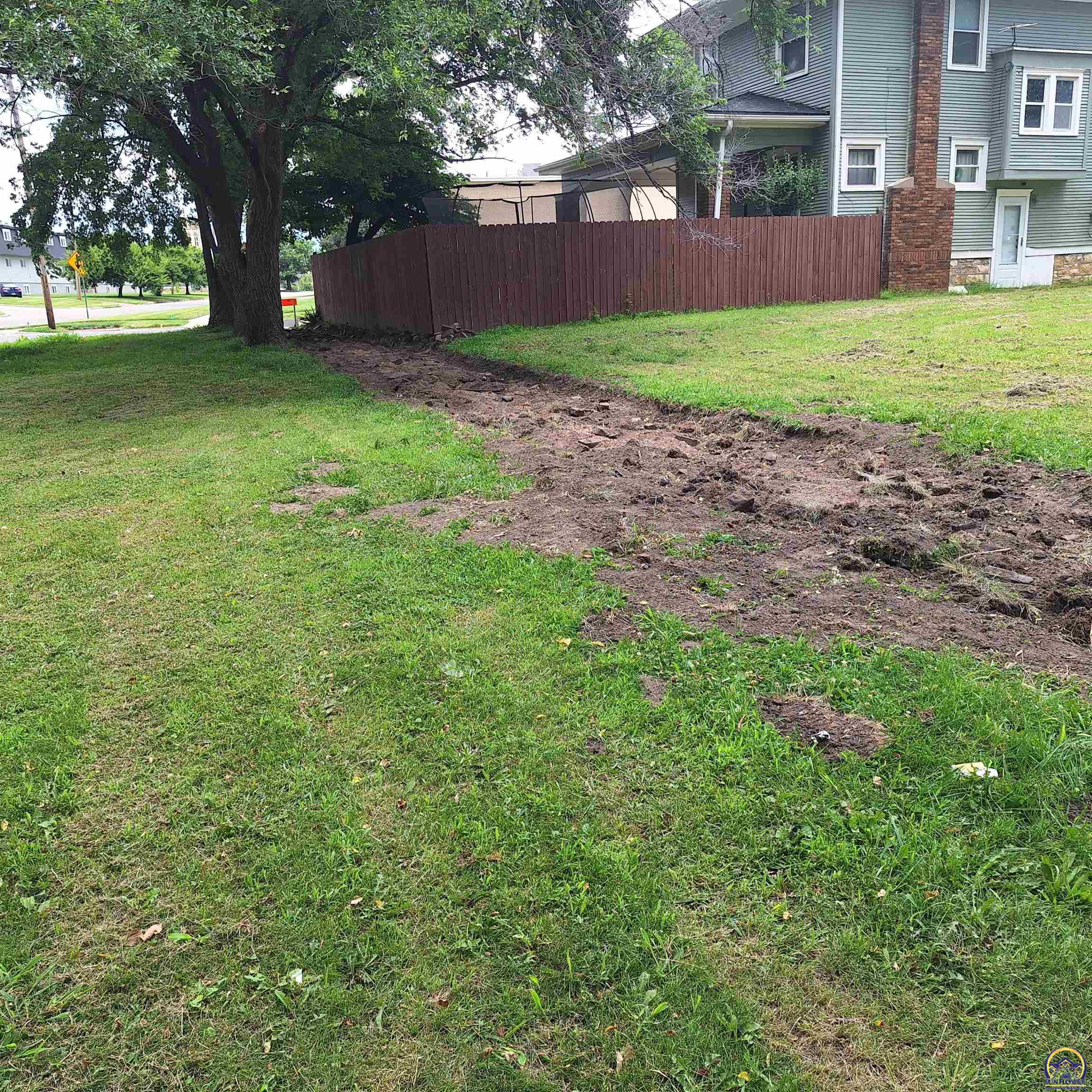 1244 Southwest Polk Street Topeka, KS 66612 - Photo 3 of 3