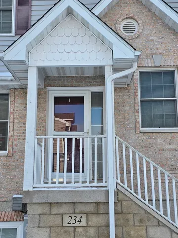 $2,000 | 234 West Kyra Lane, Cortland, IL 60112