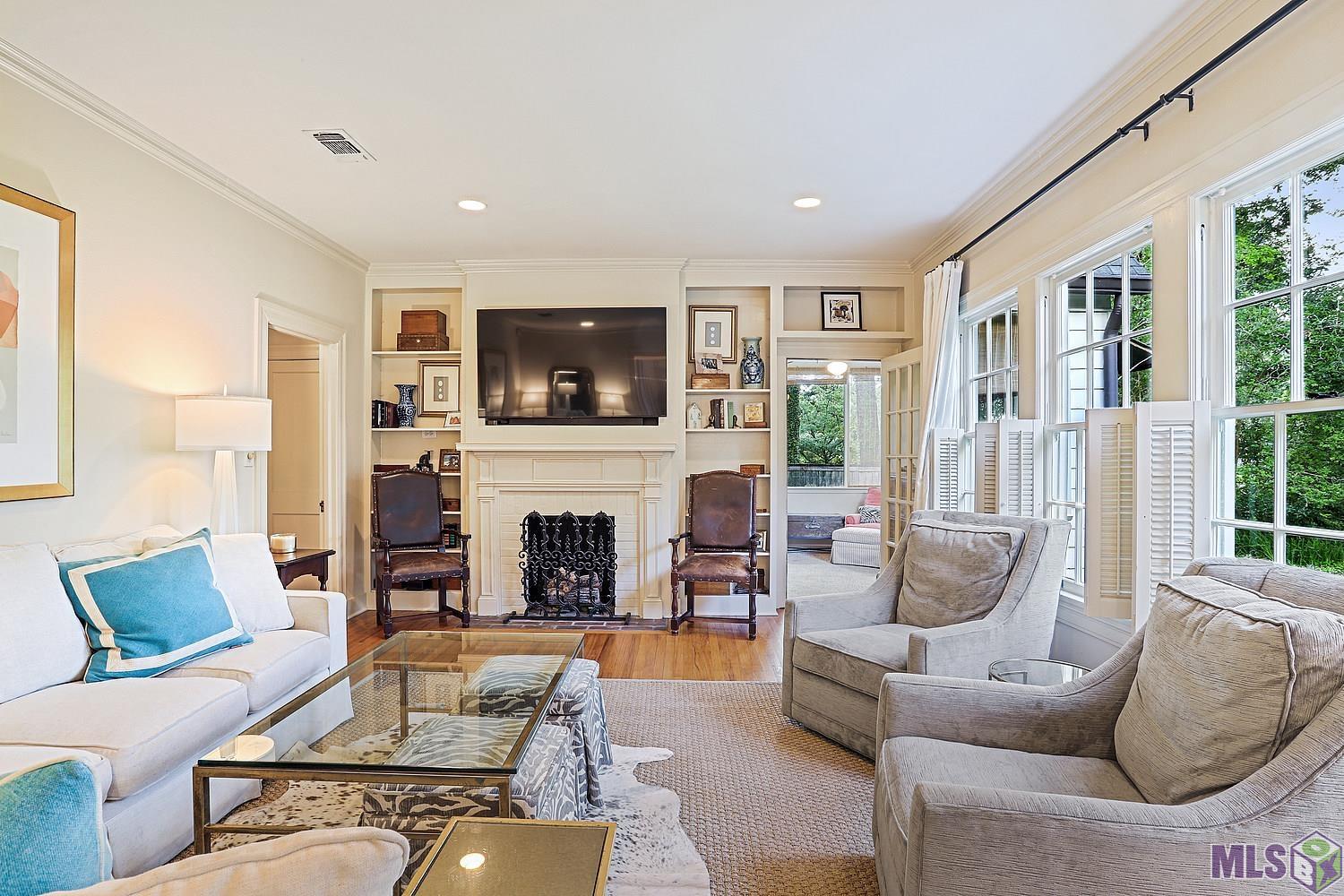 4246 Broussard Street Baton Rouge, LA 70808 - Photo 4 of 19 Gallery Image 4
