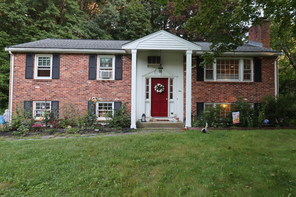 1 Brian Road Franklin, MA 02038 - Photo 1 of 20 Gallery Image 1