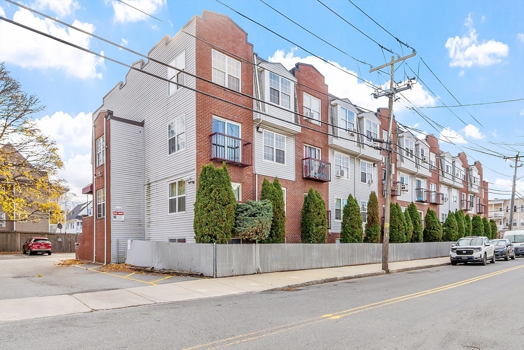 20 Knox Street, Unit 43 Lawrence, MA 01841 - Photo 29 of 30