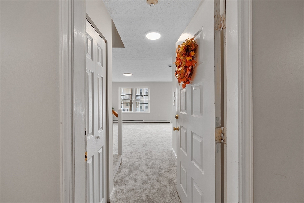 20 Knox Street, Unit 43 Lawrence, MA 01841 - Photo 3 of 30