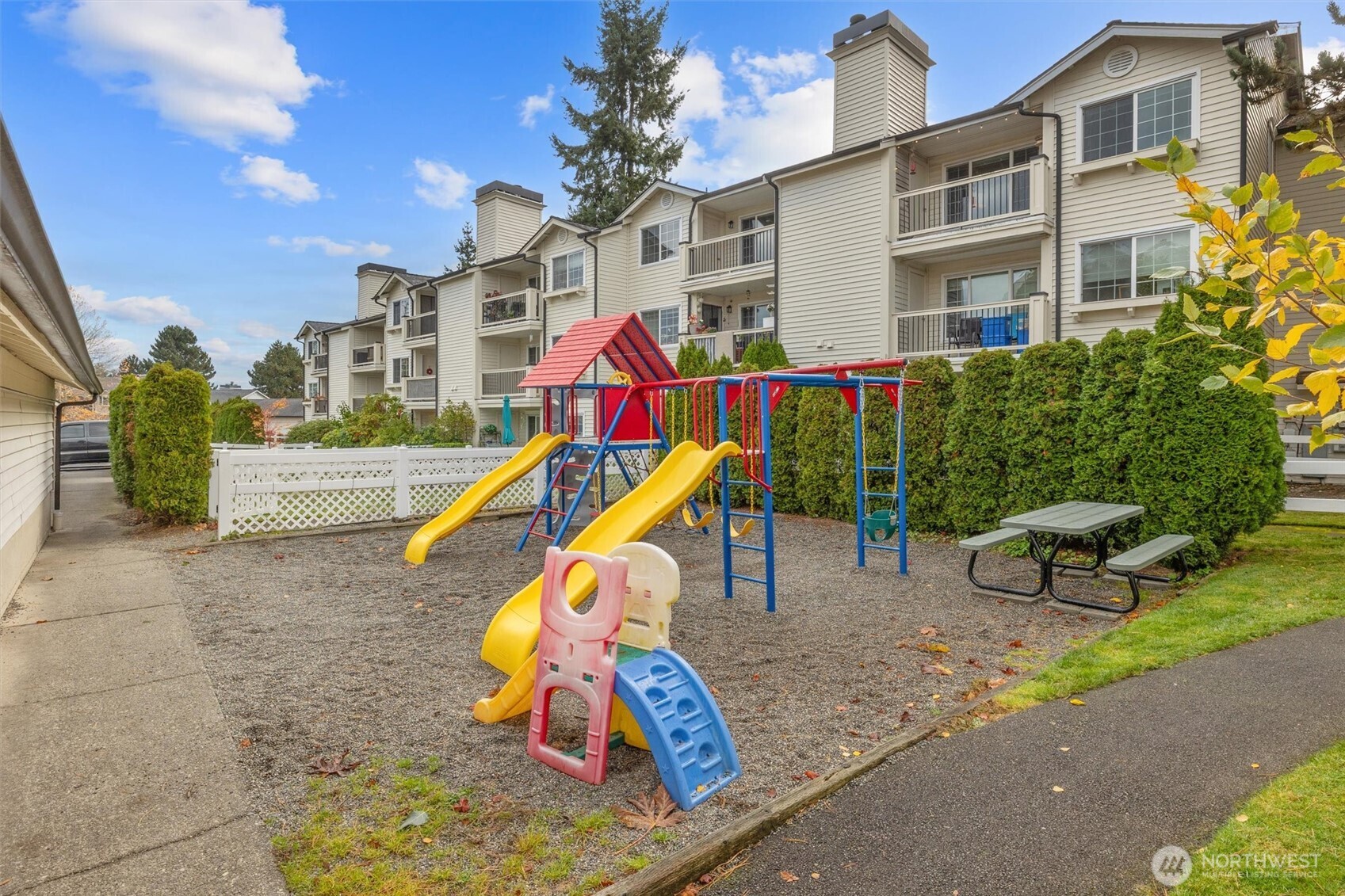 12404 East Gibson Road, Unit H301 Everett, WA 98204 - Photo 32 of 36 a view of outdoor space with seating