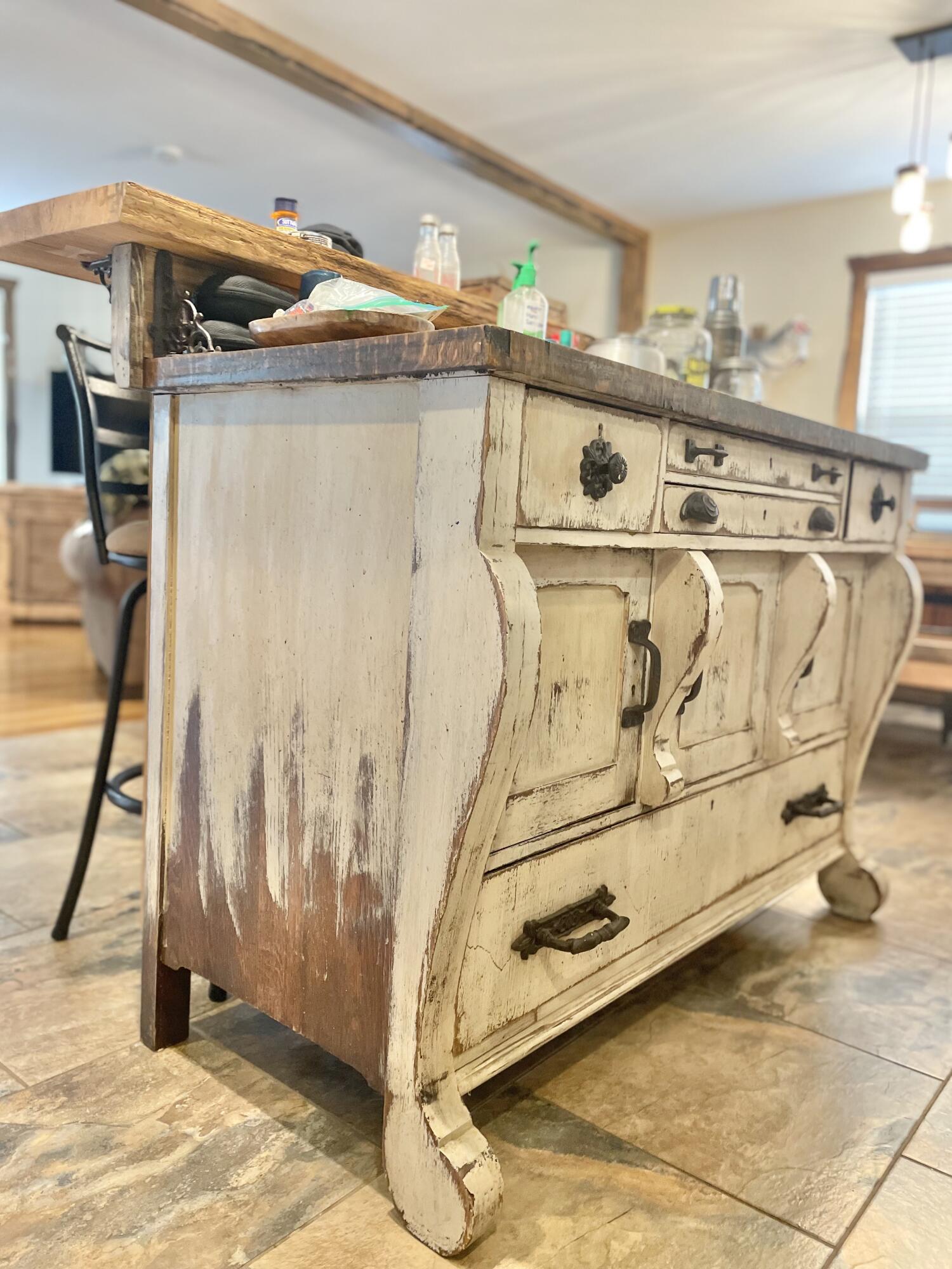 1085 Tucker School Road Cohutta, GA 30710 - Photo 20 of 41 Furniture piece island